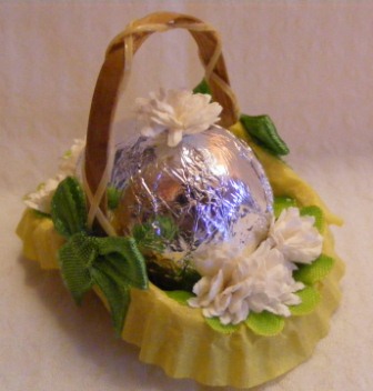 FLORAL EASTER EGG BASKET 2